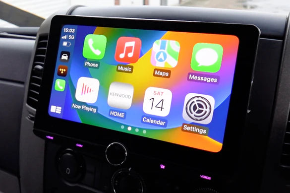 Márkaspecifikus multimédia