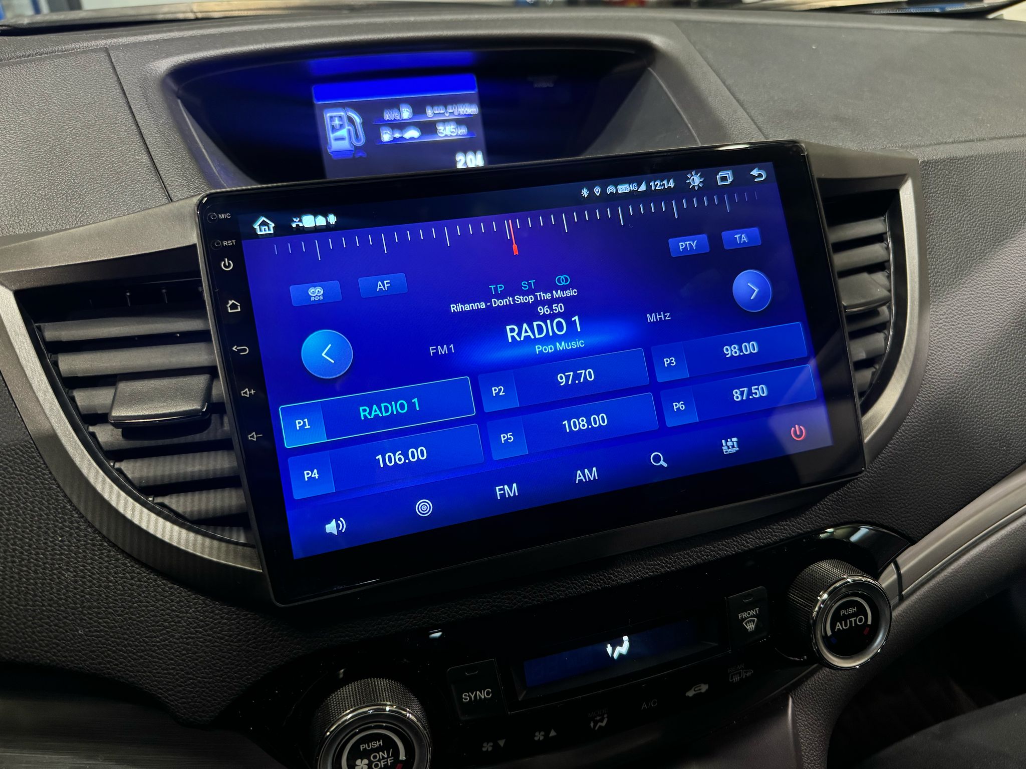 Honda CR-V 4 Android head unit installed