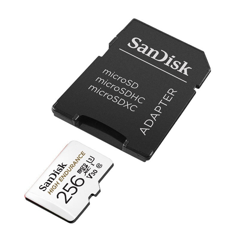 SanDisk High Endurance 256 GB microSDXC kártya fekete SD adapterrel, fehér háttéren