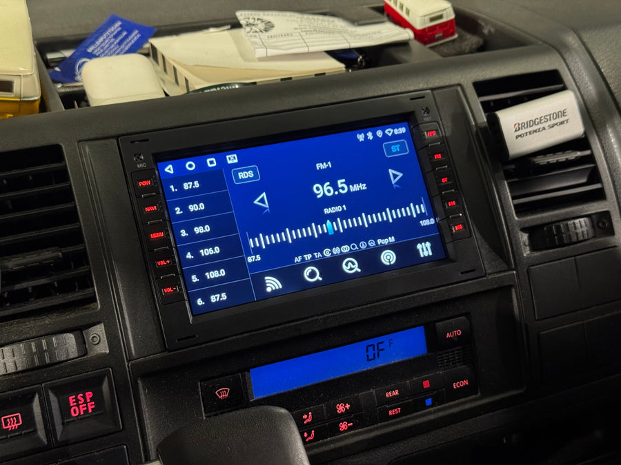 Skoda 7" Android Multimédia fejegység autórádió, hifi, rádió és fejegység nagy kijelzővel, CarPlay, Android autó, Wifi és Bluetooth támogatással,