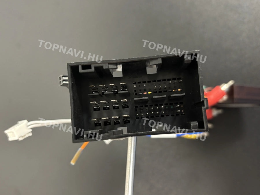 Fiat 500X 2014-2023 9" Android multimedia car radio touchscreen head unit - Csatlakozó