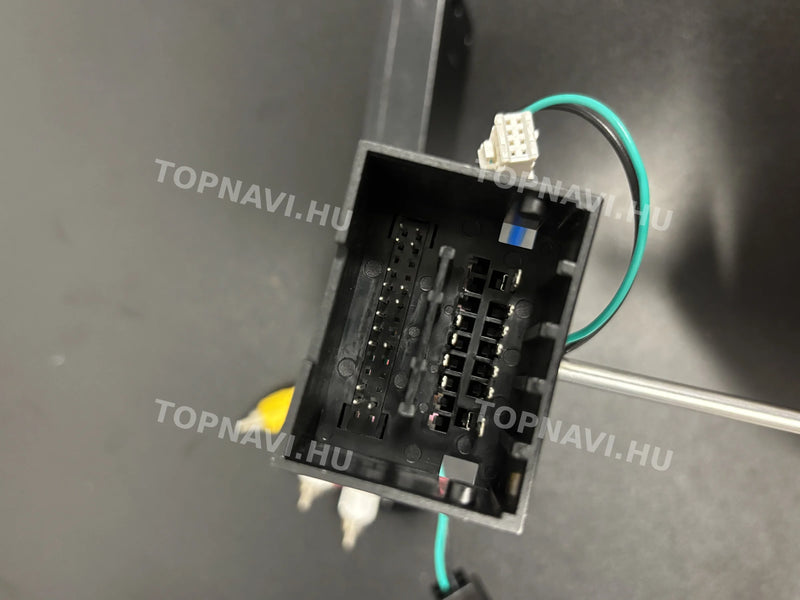 Opel Insignia 2008- 2013 9" Android Multimedia Head Unit - csatlakozó