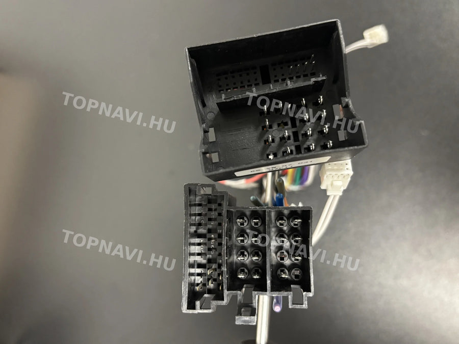Volkswagen Tiguan 2007-2016, Golf Plus 2004-2014 9" Android multimedia car radio touchscreen head unit - Csatlakozó