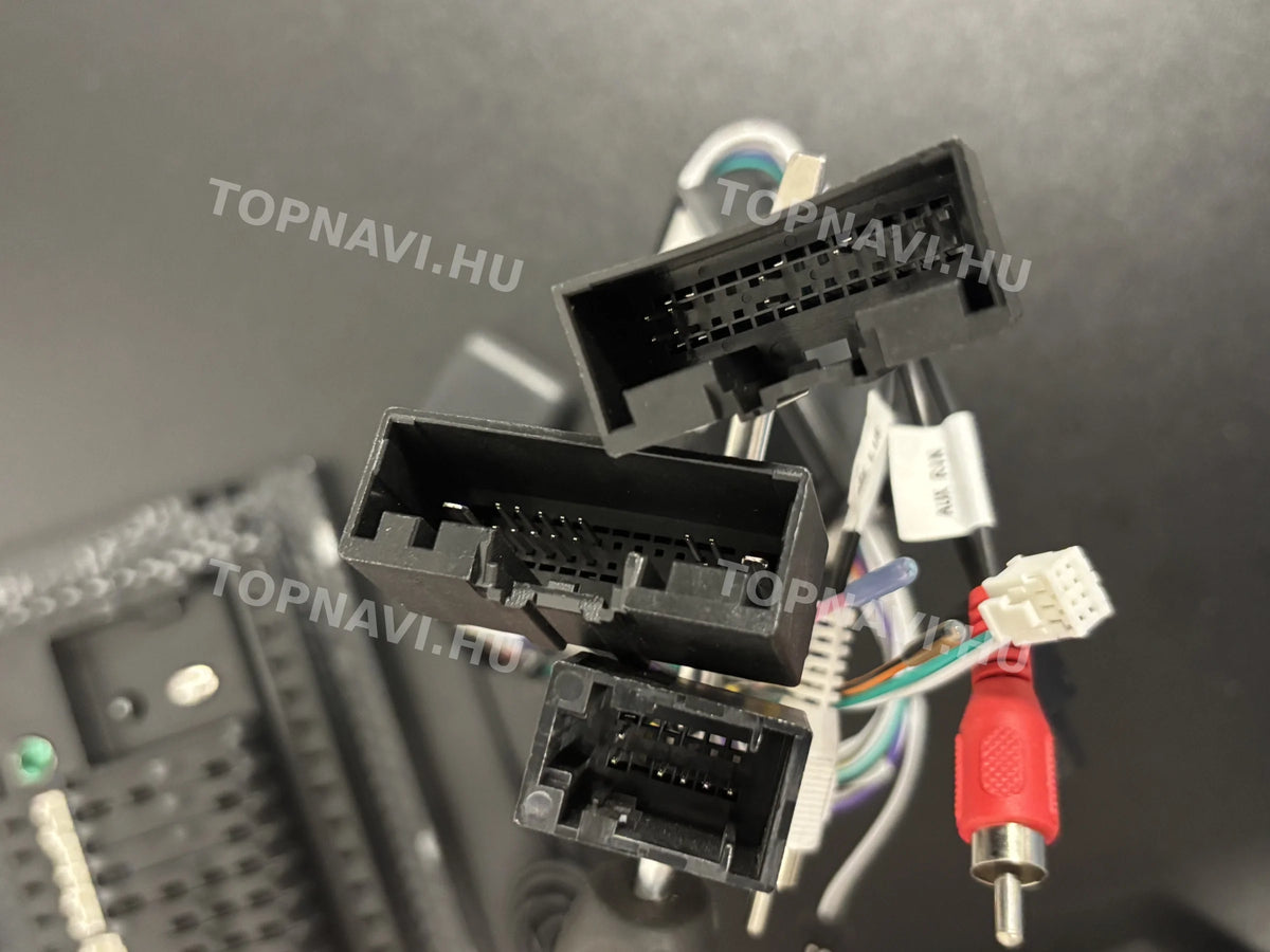 Ford Kuga 2. 2012- 2019, C-Max 2. 2010- 2019 9" Android Multimedia Head Unit - Csatlakozó