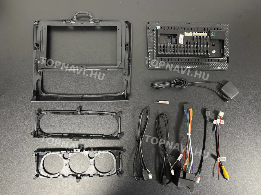 Ford Focus Mk2 2004-2010 Black 9" Android multimedia car radio touchscreen head unit - Hátulja