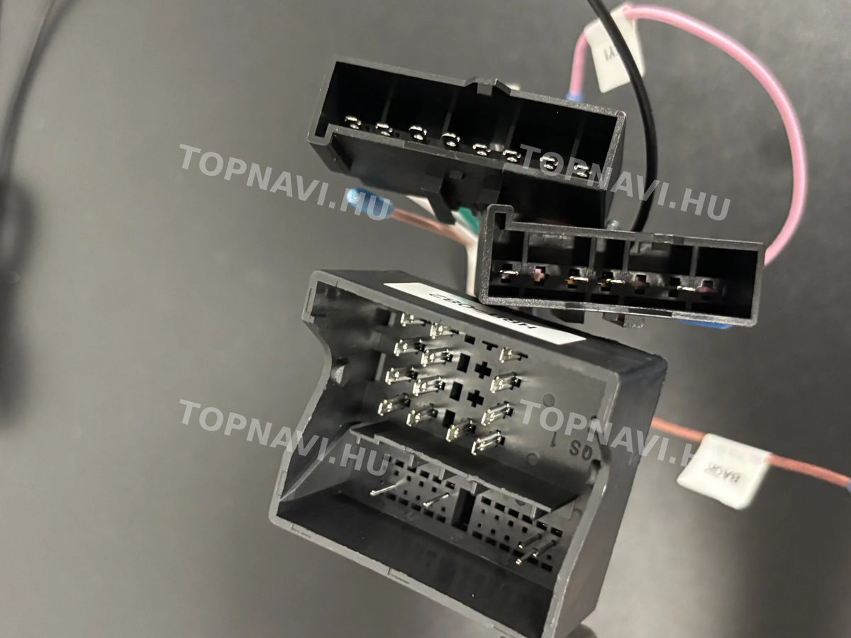 Ford Mondeo 2000- 2007 9" Android Multimedia Head Unit - Csatlakozó