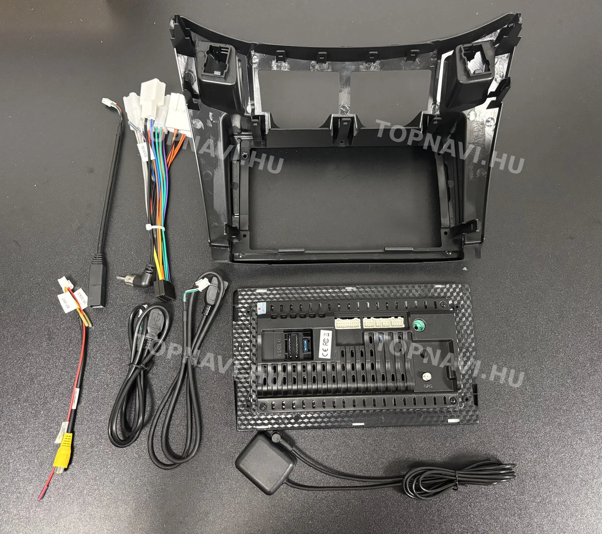 Toyota Yaris 2 2005- 2011 9" Android Multimedia Head Unit - Hátulja