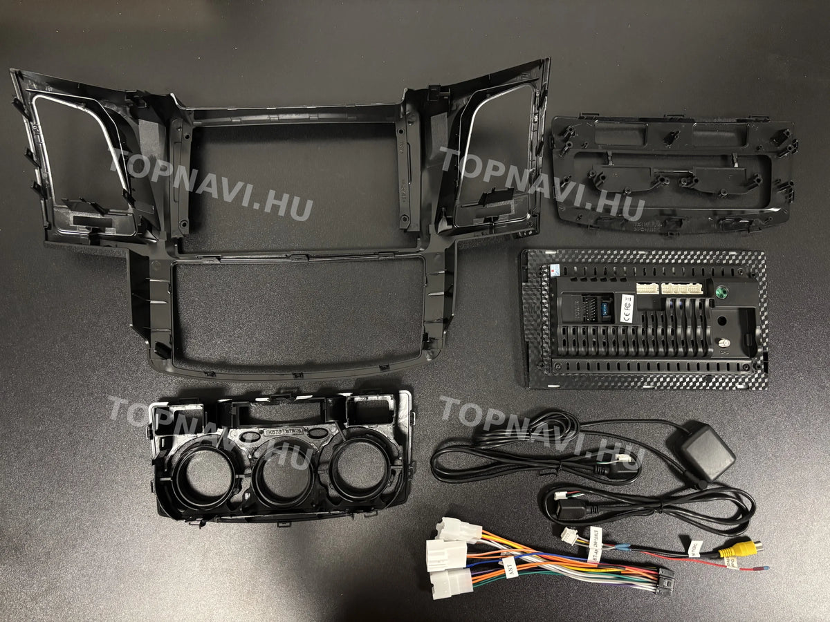 Toyota Hilux 2007- 2015 9" Android Multimedia Head Unit - Hátulja