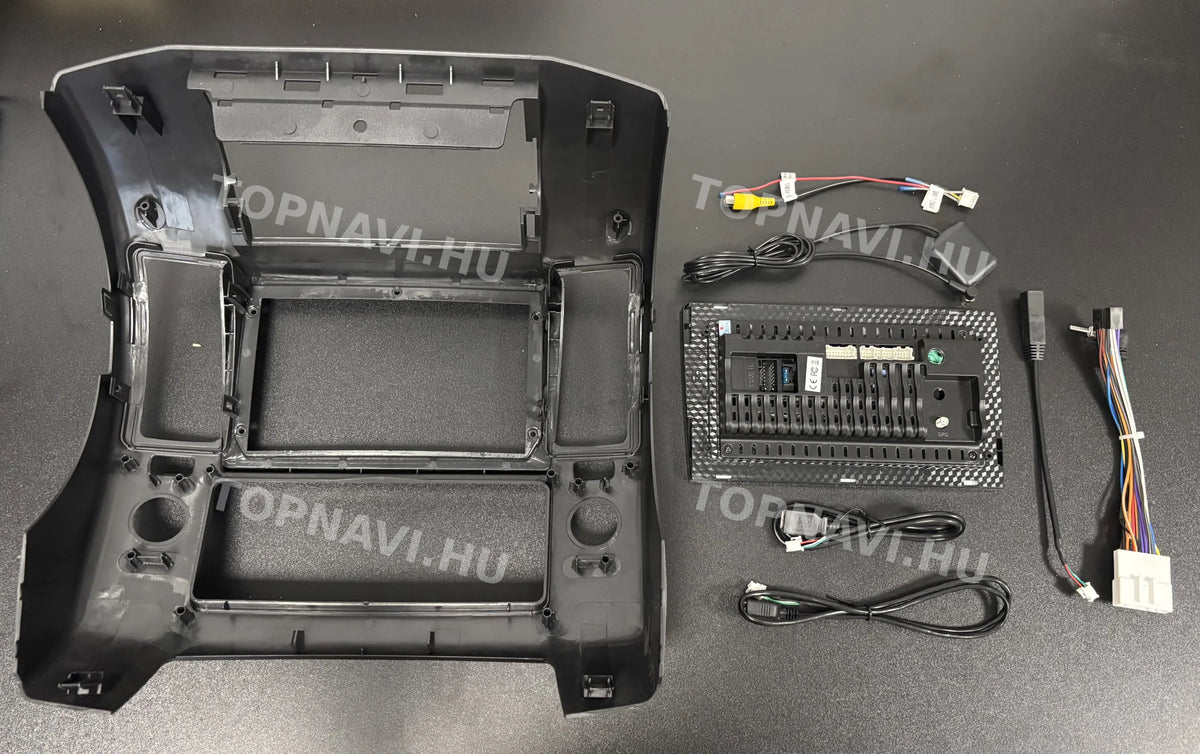 Nissan Navara 2006- 2012 9" Android Multimedia Head Unit - Hátulja