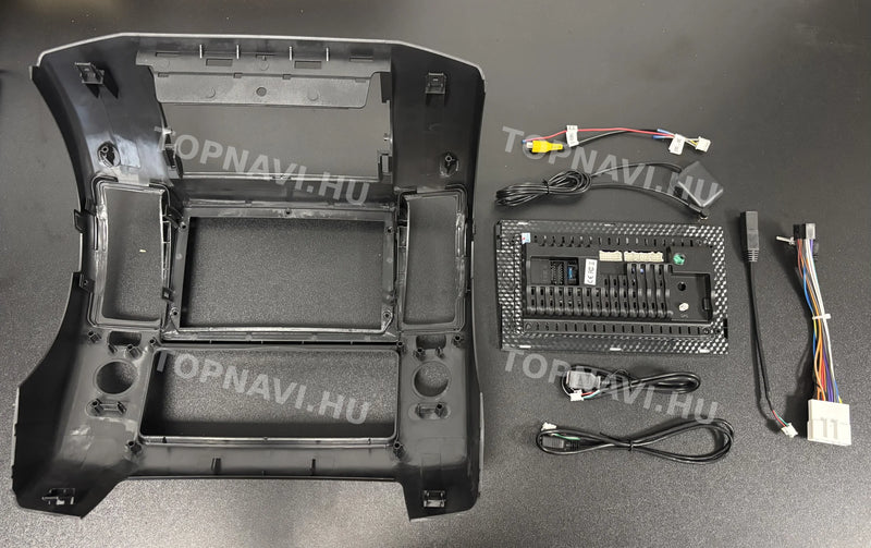 Nissan Navara 2006- 2012 9" Android Multimedia Head Unit - hátulja