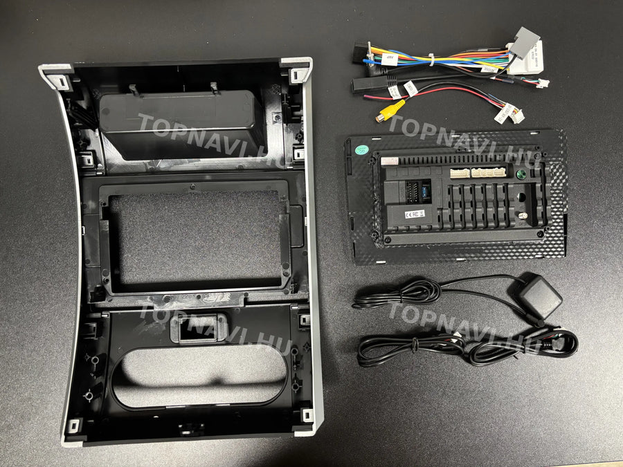 Nissan X-Trail II T31 2007-2013 10.1" Android multimedia car radio touchscreen head unit - Hátulja