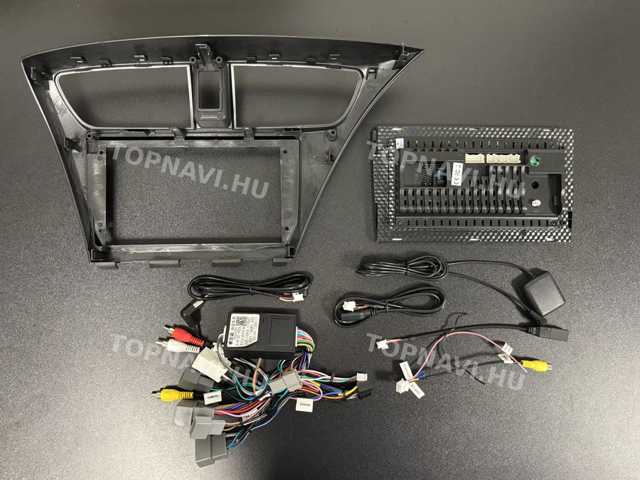 Honda Civic 9th gen 2012-2017 9" Android multimedia car radio touchscreen head unit - Hátulja
