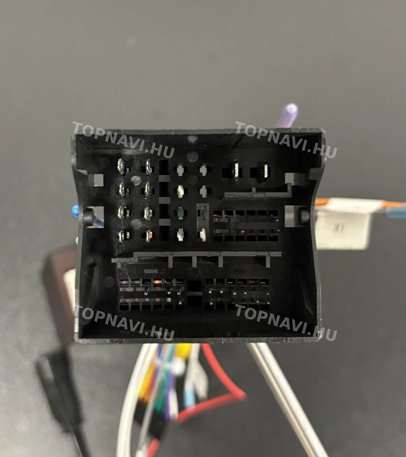 Volkswagen Golf 7 2013- 2020 10.1" Android Multimedia Head Unit - csatlakozó