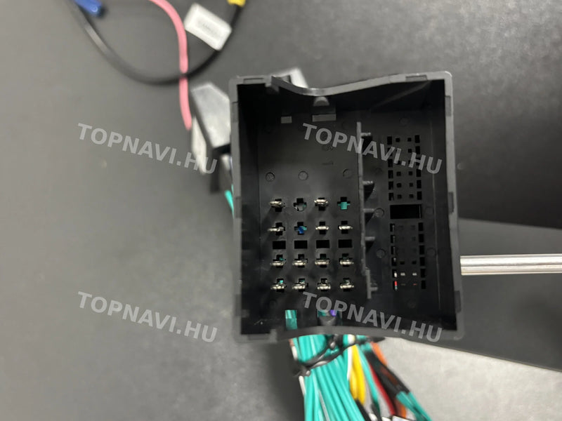 Mercedes Benz R-Class W251 2005 -2013 9" Android Multimedia Head Unit - csatlakozó