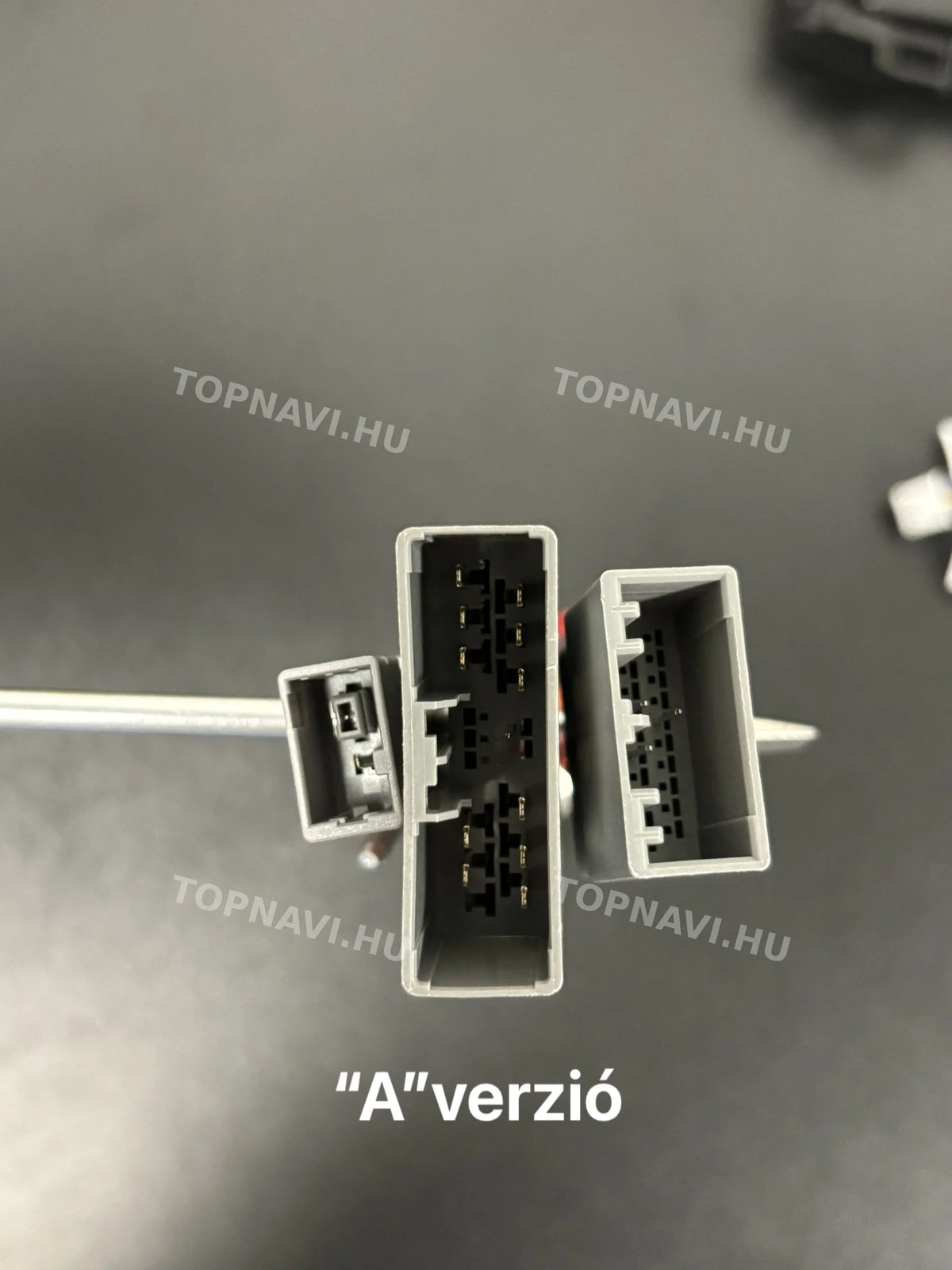 Honda CR-V 3. 2006- 2011 9" Android Multimedia Head Unit - Csatlakozó