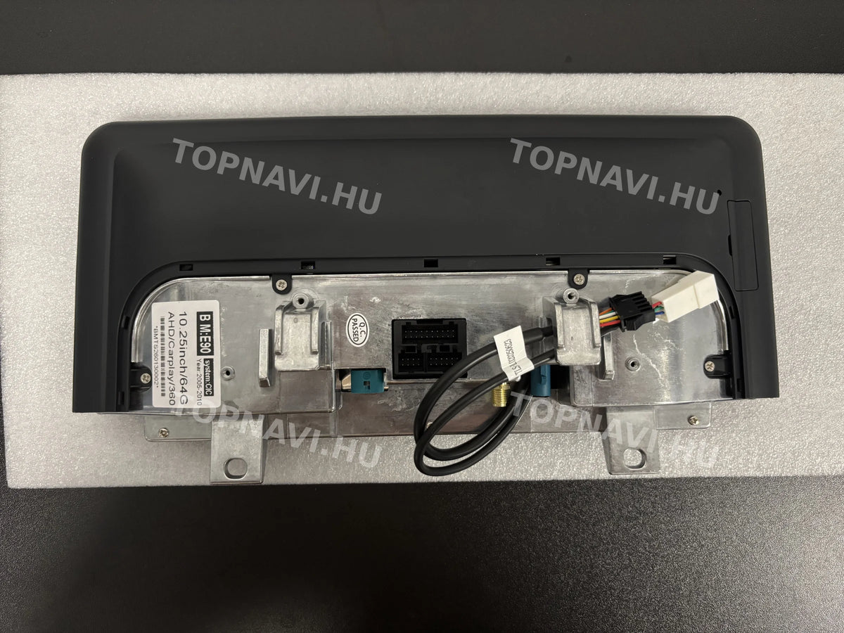 BMW 3 Series E90, E91, E92, E93 10.25" Android Multimedia Head Unit - Hátulja