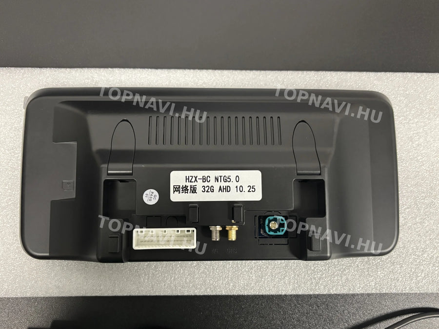 Mercedes-Benz W205 C-Class / X253 GLC / W446 V-Class 10.25" Android multimedia car radio head unit - Hátulja