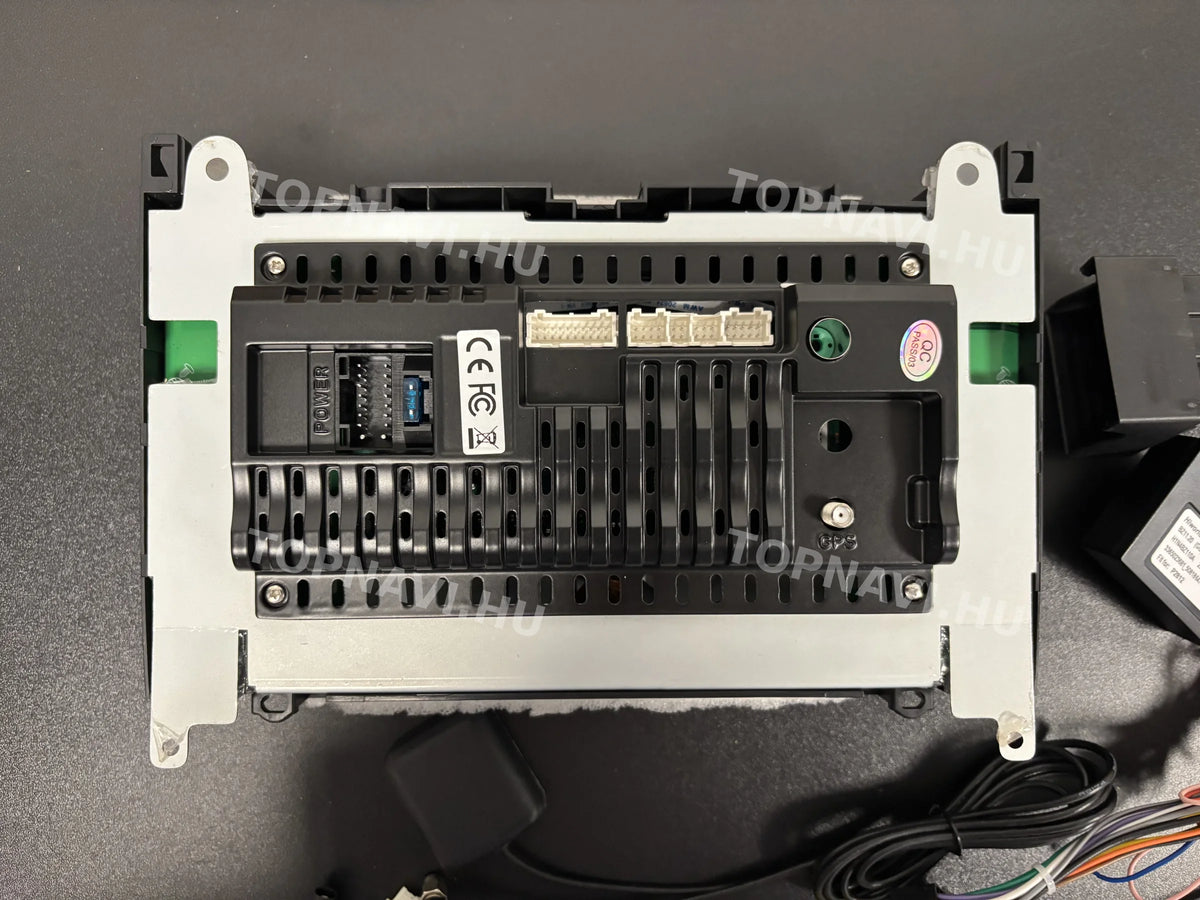 Mercedes-Benz A W169 / B W245 / Vito, Viano W639 / Sprinter W906 7" Android Multimedia Head Unit - Hátulja
