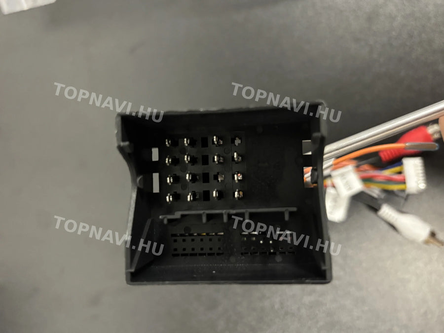 Opel Astra, Vectra, Zafira, Corsa, Meriva 7" Matte Black Android multimedia car radio touchscreen head unit - Csatlakozó