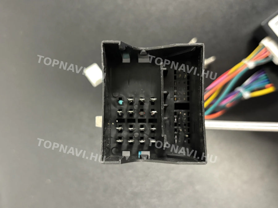 Ford Focus, Kuga, Mondeo, Transit, S-Max, C-Max Silver 7" Android multimedia car radio touchscreen head unit - Csatlakozó