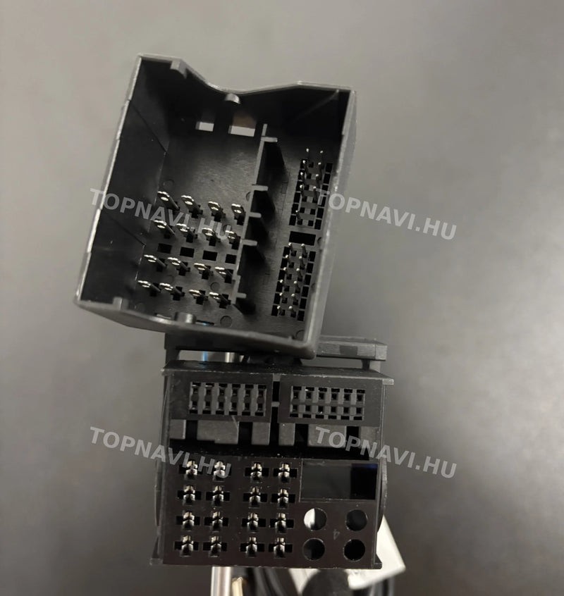 BMW 3 / 5 Series E90, E91, E92, E93 E60, E61 E63, E64 CCC/CIC Android Multimedia Head Unit - csatlakozó