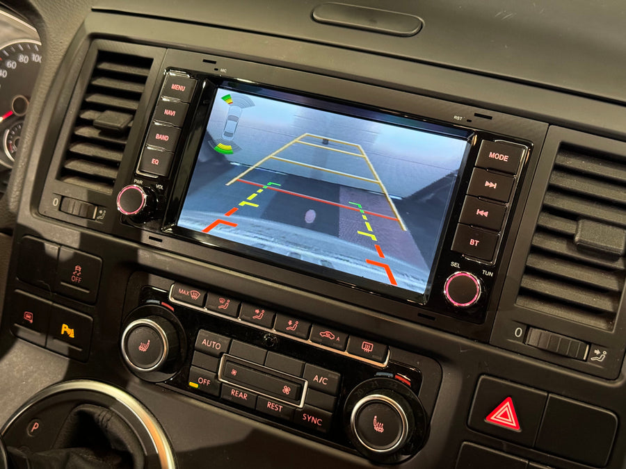 Volkswagen Touareg 2002 - 2010, Transporter 2003 - 2014, Multivan 2003 - 2014 7" Android Multimédia fejegység autórádió, hifi, rádió és fejegység nagy kijelzővel, CarPlay, Android autó, Wifi és Bluetooth támogatással,